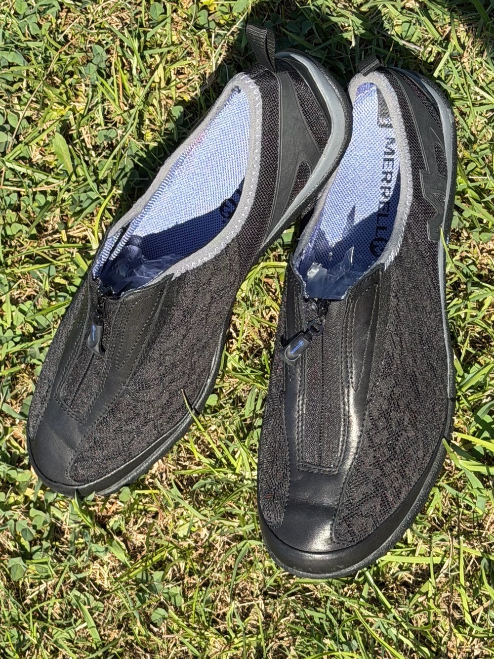 Merrill Slip-on with Zipper size 8